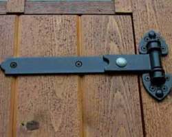 3-one-hinge
